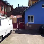 maison bleue
