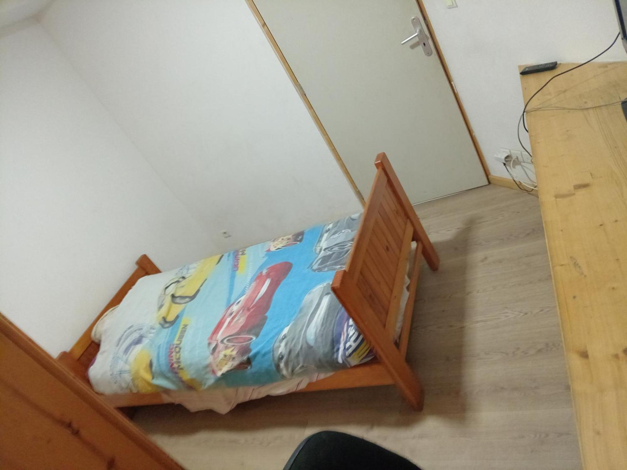 Homestay Maison Bleue *